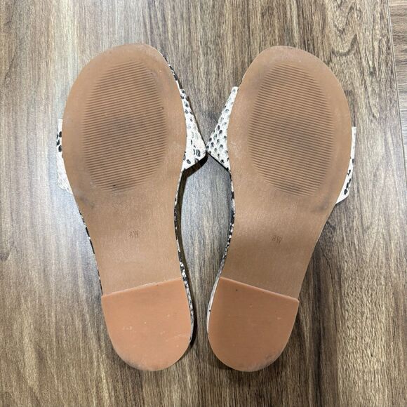 Torrid Women Sandal Size 8 Beige Faux Leather Open Toe Slip On Shoes Snakeprint - Picture 2 of 4